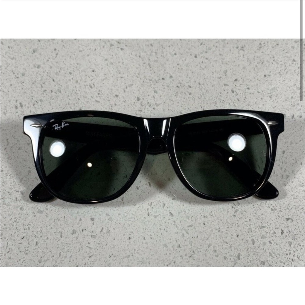 Classic Rayban Wayfarer Black Sunglasses 🕶 NWOT